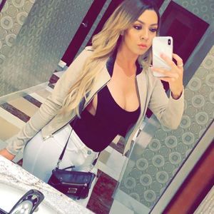 Meet your Posher, Sukeila